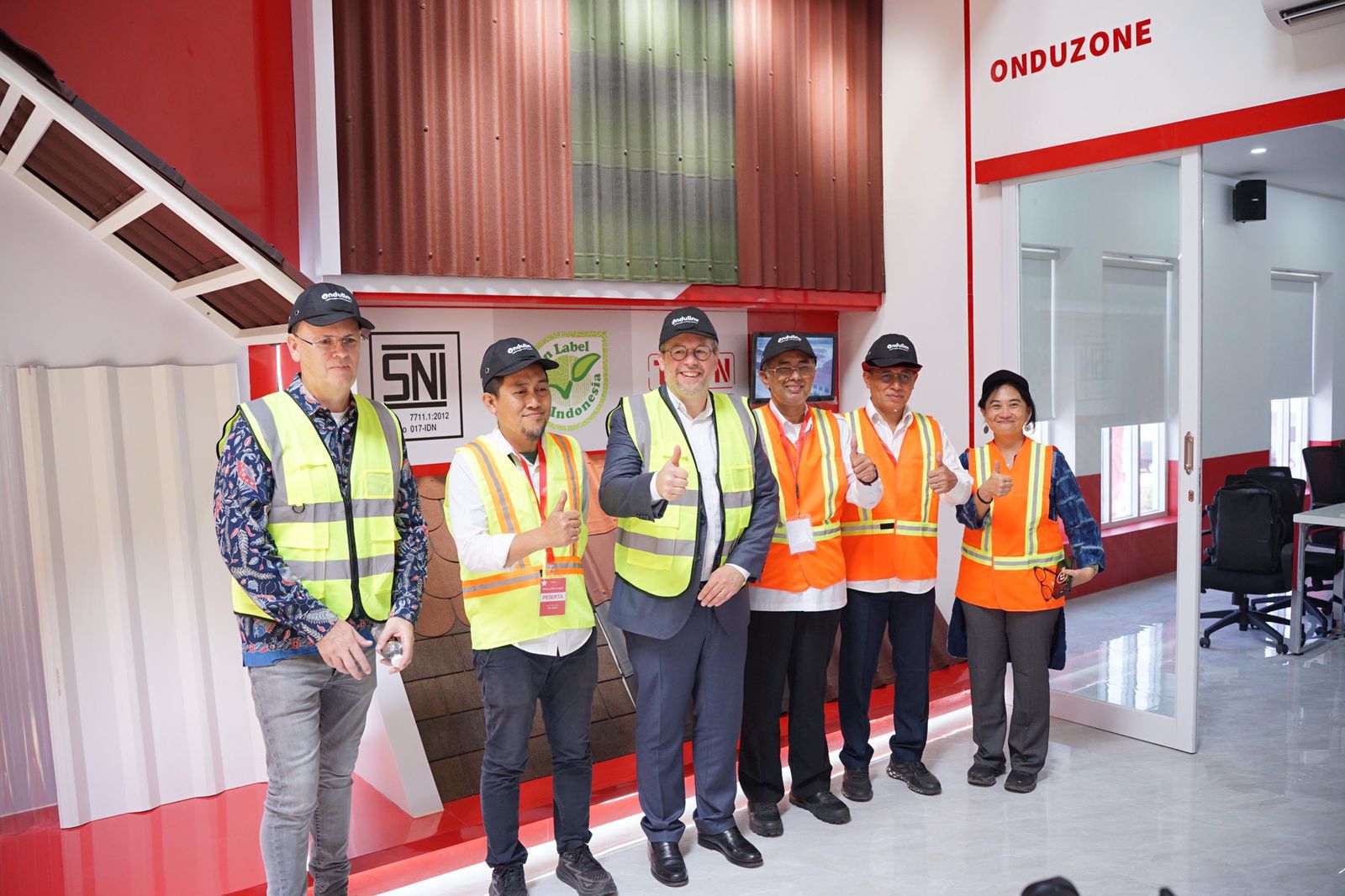 Produsen Atap Ramah Lingkungan Onduline Resmikan Pabrik di PIER Pasuruan
